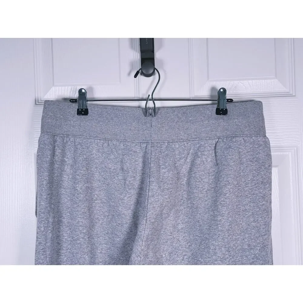 Nike pockets brand